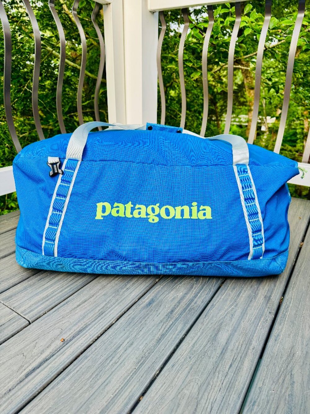 RARE Patagonia Black Hole Duffel Bag 100L Bright Vessel Blue - Picture 3 of 7